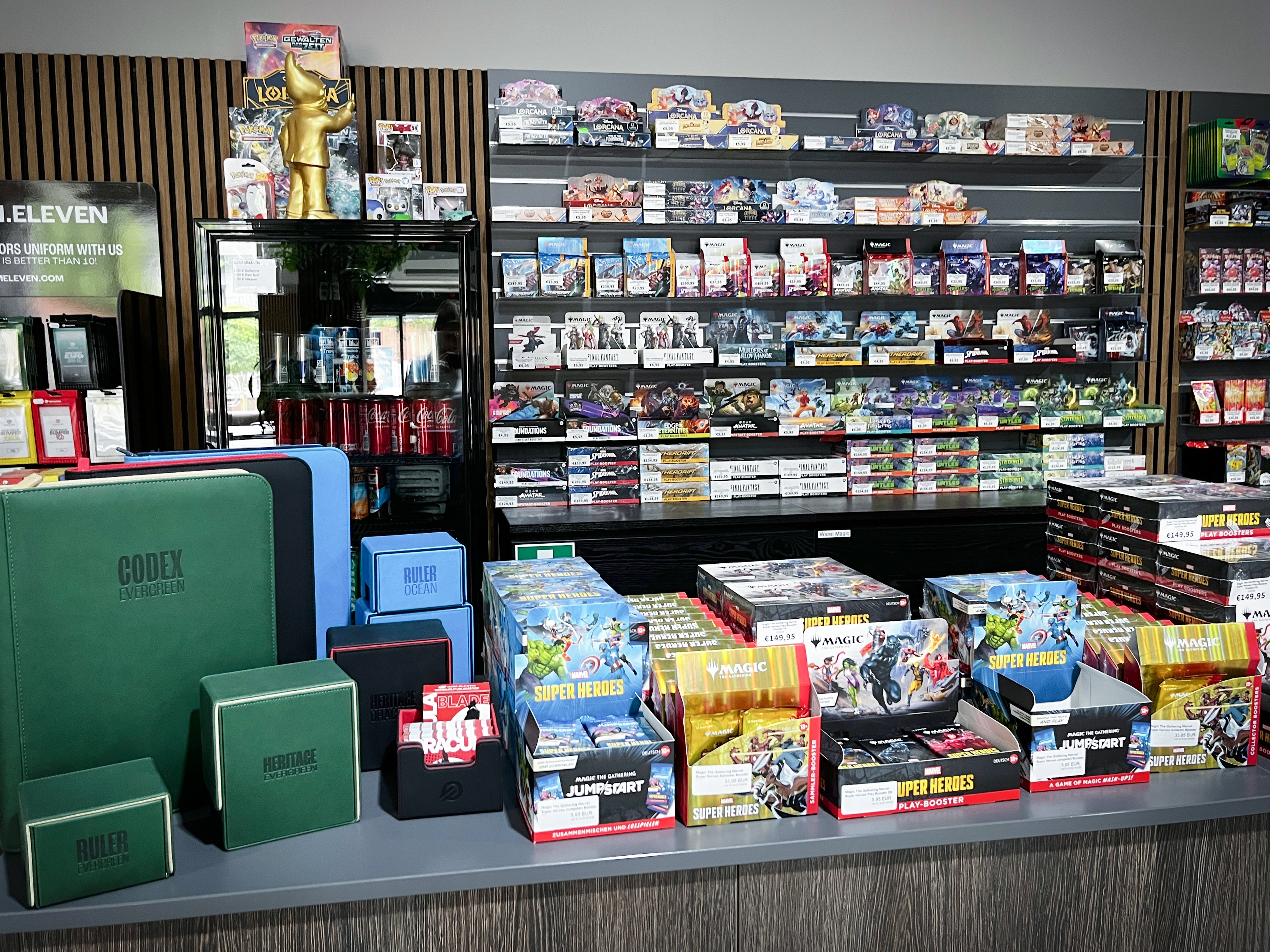 CardBuddys Hanau local game store, cards and play area